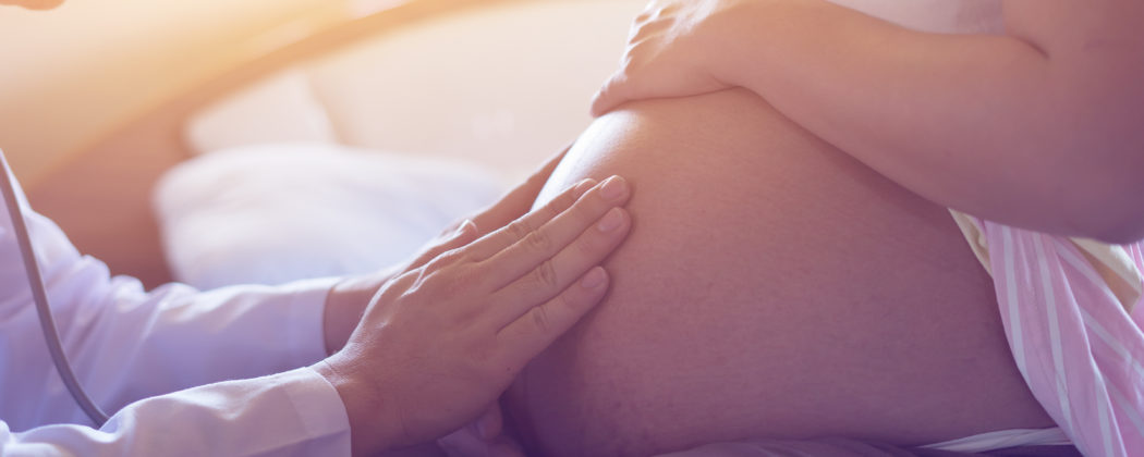 Banner: Schwangerschaftsvergiftung – wie erkennt man sie?