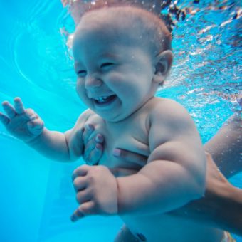 Baby Schwimmen