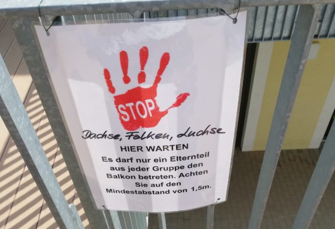 Stopp Schild Kindergarten