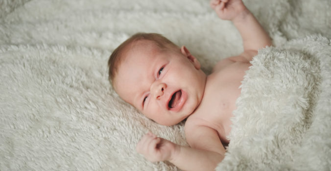 baby weint bei wachstumsschub.jpeg
