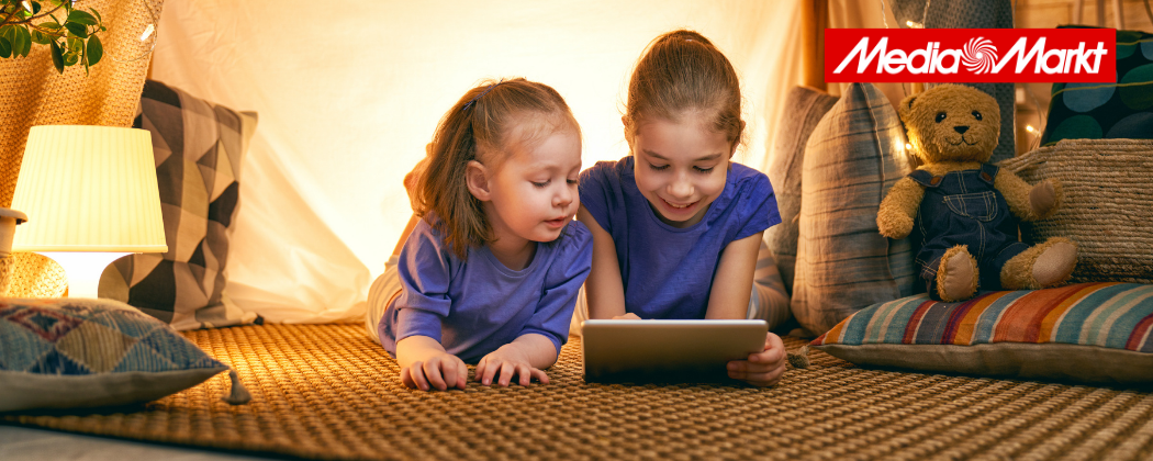 Media Markt Shop Seite Headerbild Kinder mit Laptop